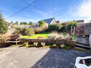 Photo 9- click for photo gallery